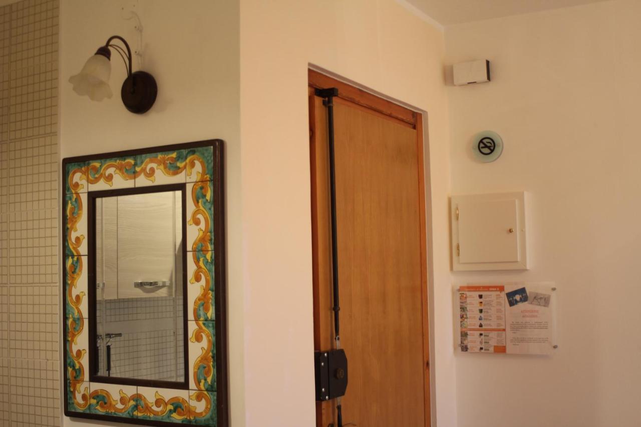 Fede & Francy Apartment Quartu Sant'Elena Ngoại thất bức ảnh
