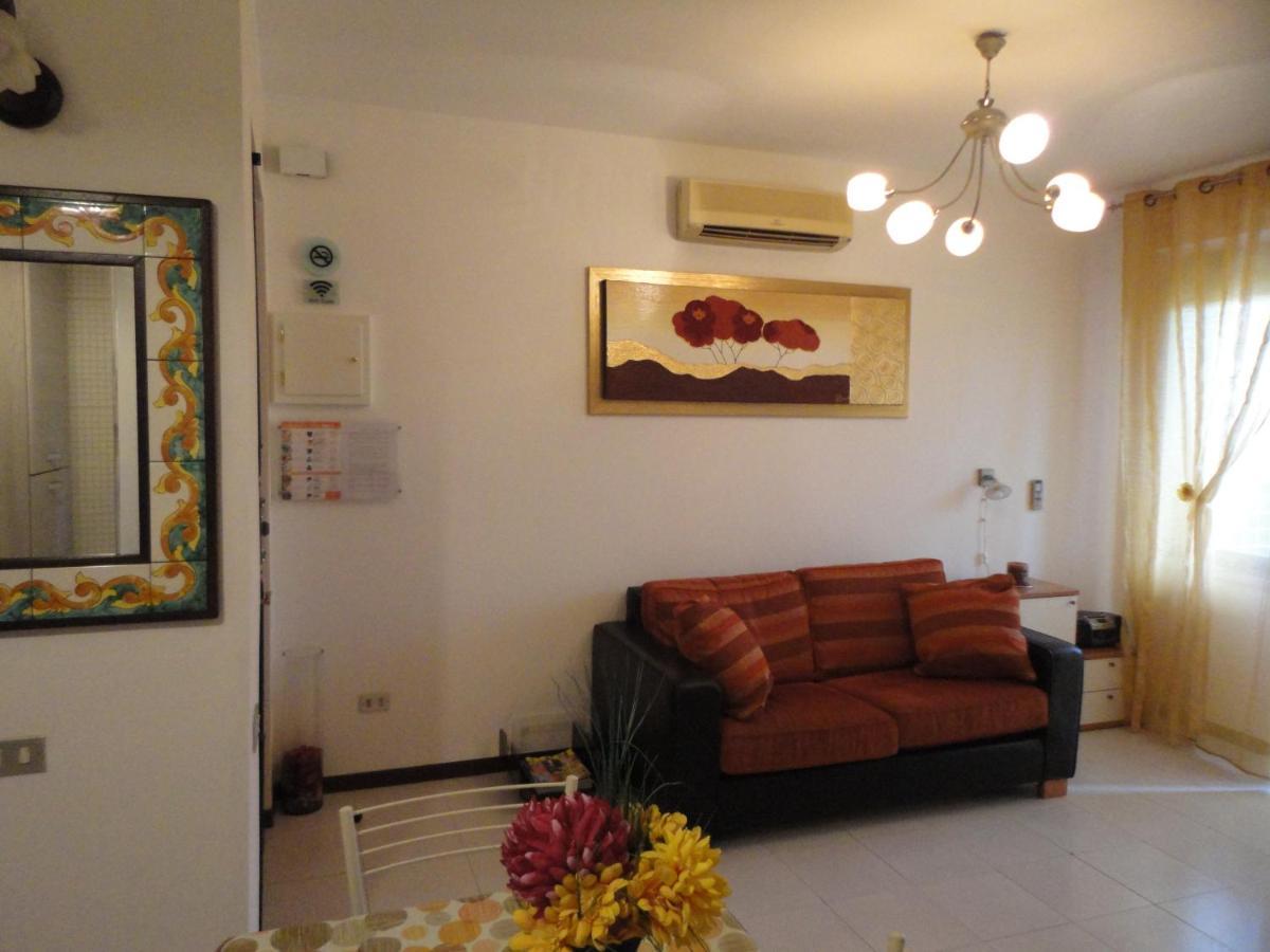 Fede & Francy Apartment Quartu Sant'Elena Ngoại thất bức ảnh
